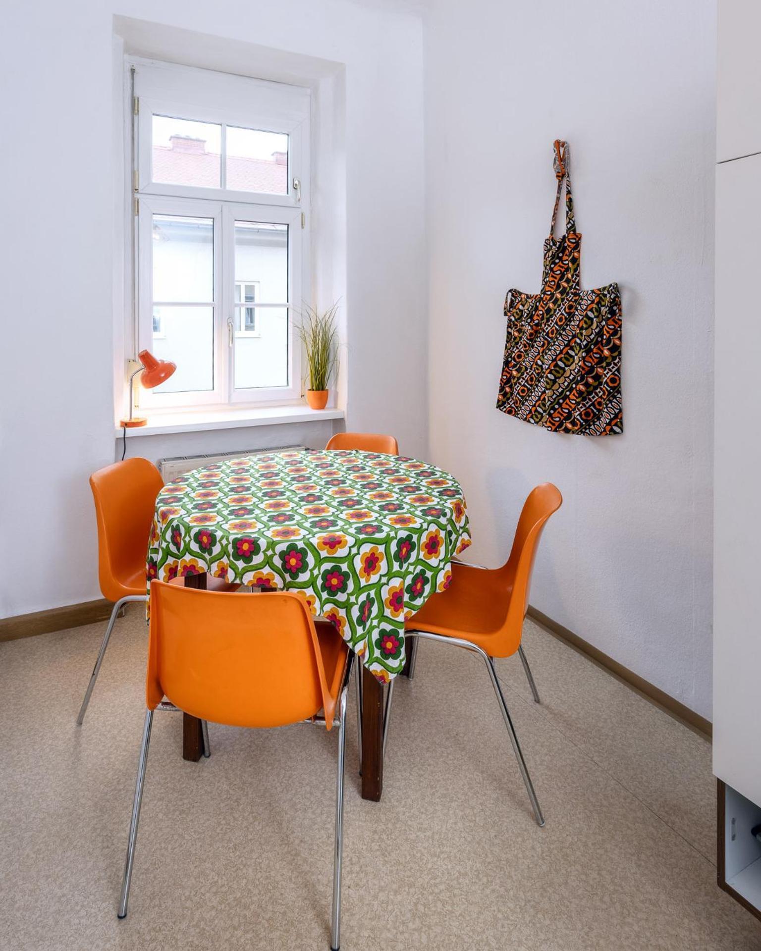 Sunny Citycenter Apartment - Graz Main Station Bagian luar foto