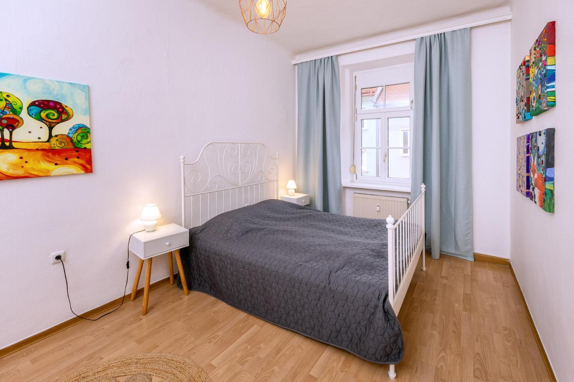 Sunny Citycenter Apartment - Graz Main Station Bagian luar foto