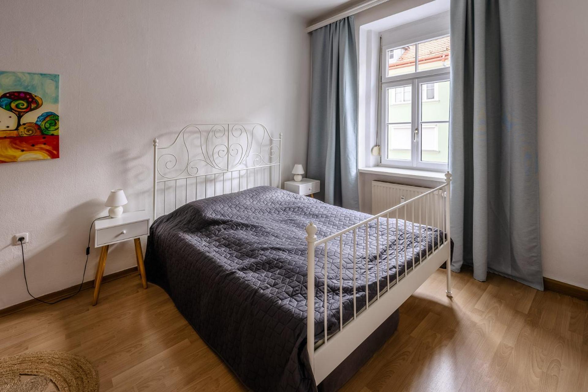 Sunny Citycenter Apartment - Graz Main Station Bagian luar foto