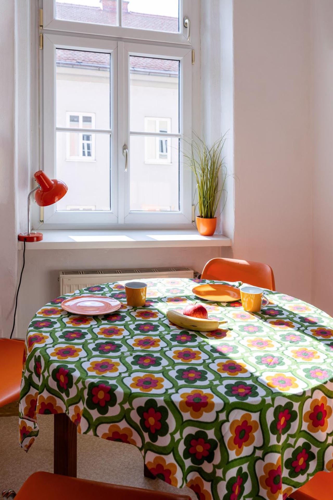 Sunny Citycenter Apartment - Graz Main Station Bagian luar foto