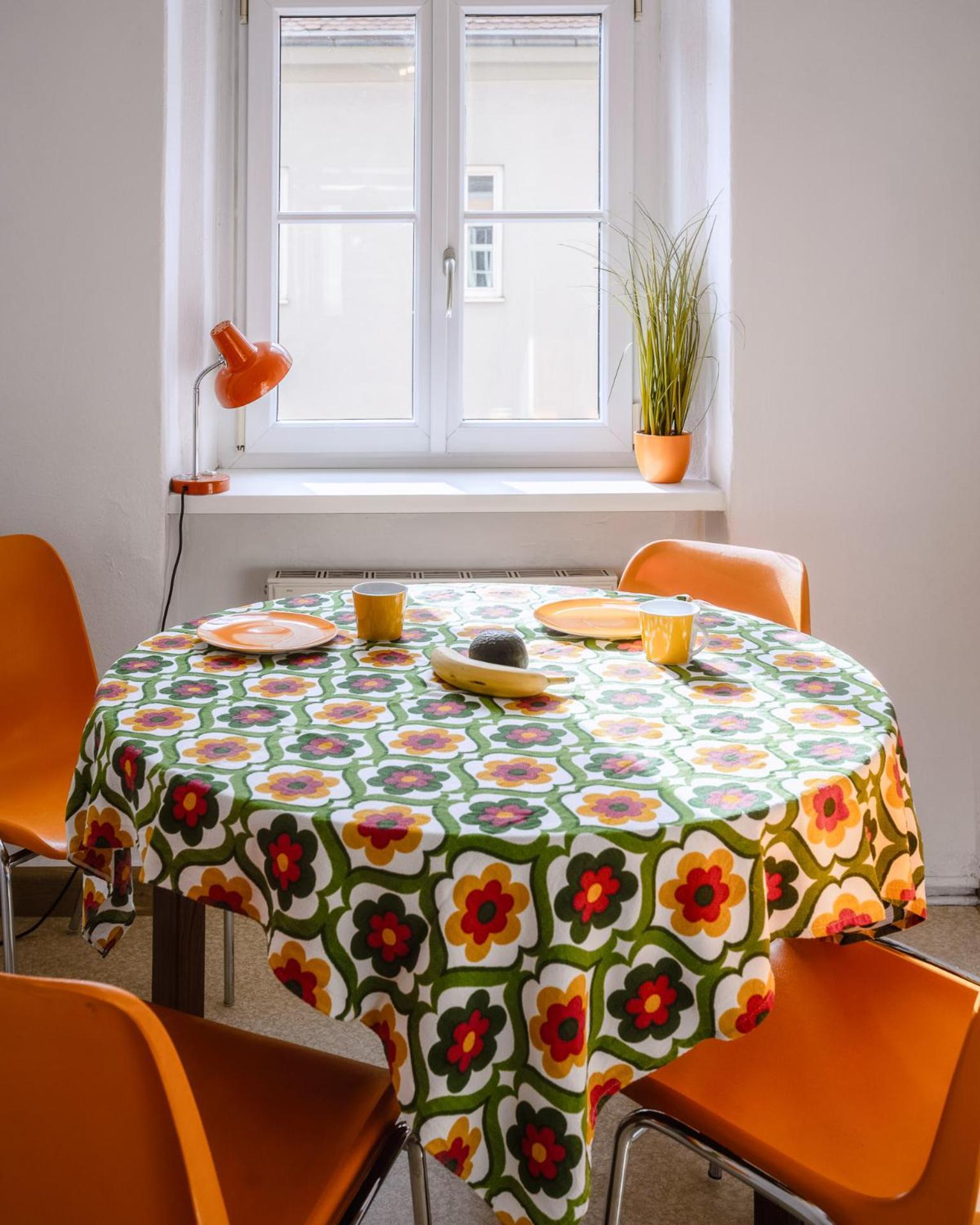 Sunny Citycenter Apartment - Graz Main Station Bagian luar foto