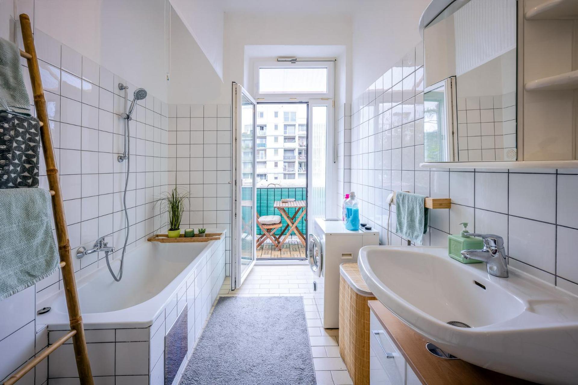 Sunny Citycenter Apartment - Graz Main Station Bagian luar foto