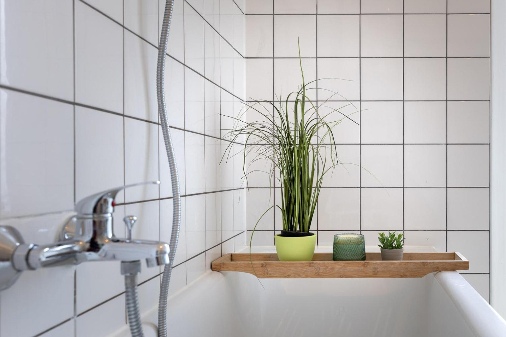 Sunny Citycenter Apartment - Graz Main Station Bagian luar foto